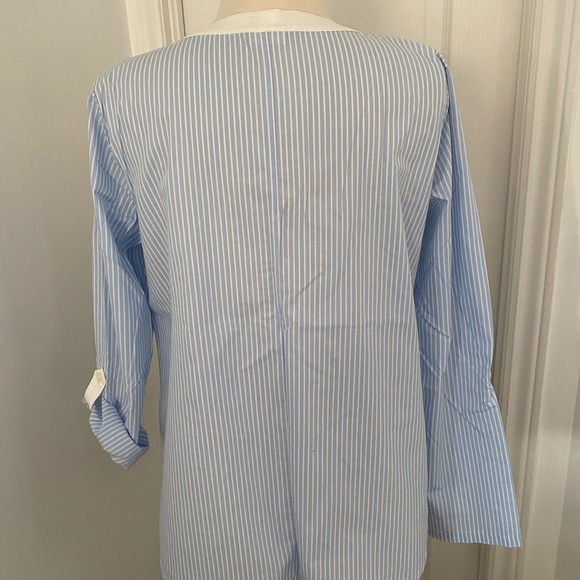 Van Heusen Bleu/white Blouse Sz M- women - Picture 2 of 4